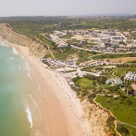 Dona Ana 77 By Destination Algarve * Лагуш