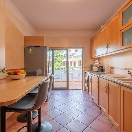 Dona Ana 77 By Destination Algarve Апартаменты Лагуш