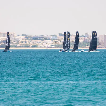 Dona Ana 77 By Destination Algarve * Лагуш