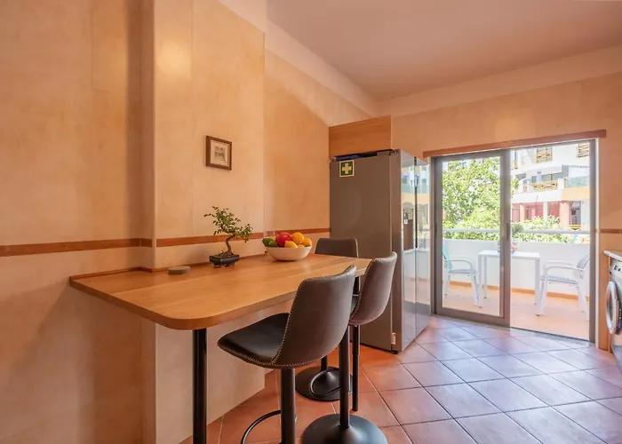 Dona Ana 77 By Destination Algarve 라고스