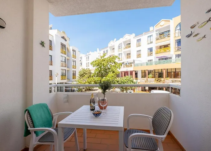 Dona Ana 77 By Destination Algarve * 라고스